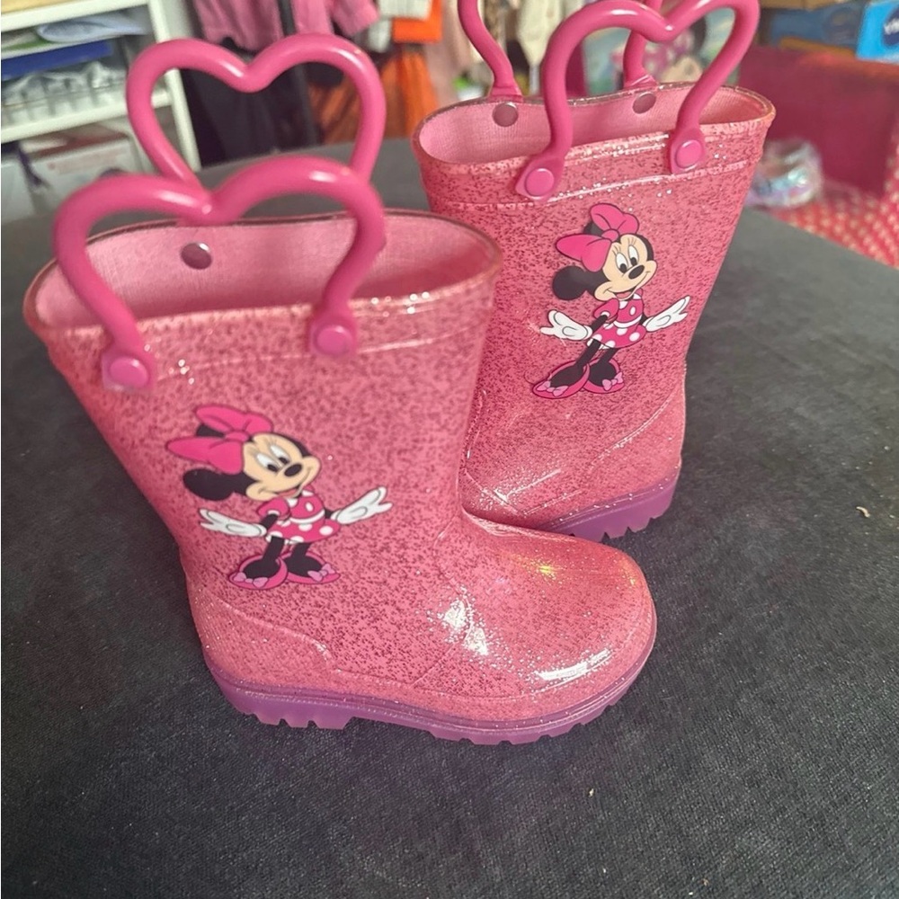Minnie Mouse Pink Glitter Rain Boots with Heart Handles